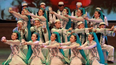 牢記初心擔(dān)使命 砥礪奮進開新篇<br/>建筑設(shè)計院慶祝中國共產(chǎn)黨成立100周年文藝匯演圓滿落幕