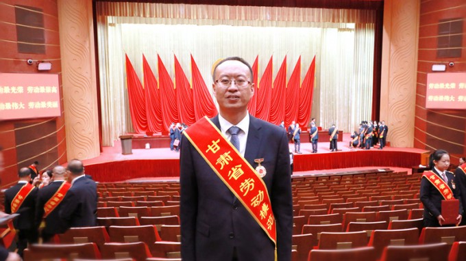 讓奮斗成為青春底色，為隴原水利繪就藍圖 | 記甘肅省勞動模范李長春